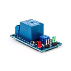 5V/12V Rain sensor Relay Module (Power on when no water)